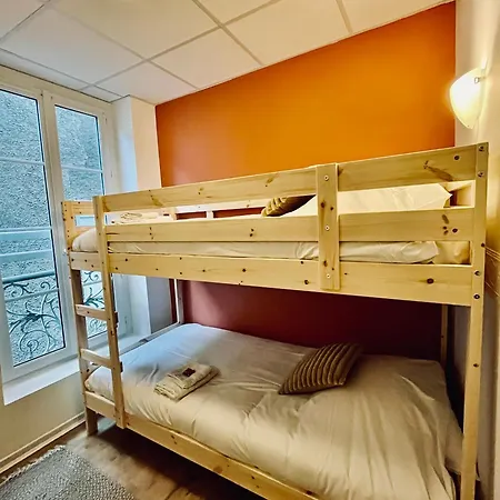 Le Refuge - 29 Personnes - 12 *